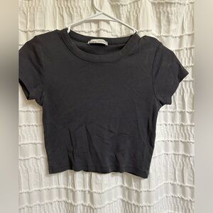 Pull & bear gray cropped tee